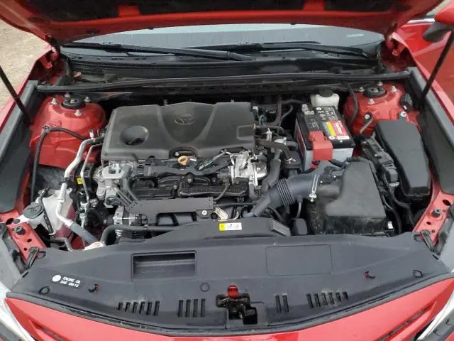 2020 TOYOTA CAMRY SE  