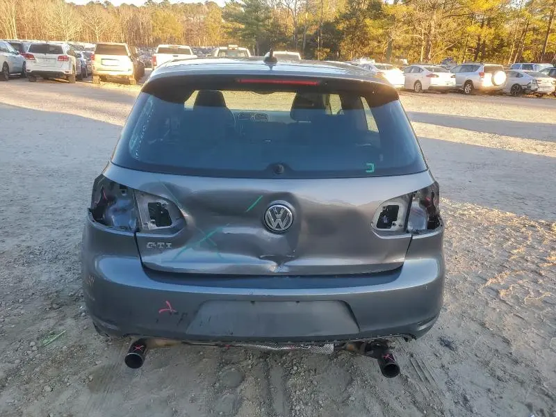 2011 VOLKSWAGEN GTI   