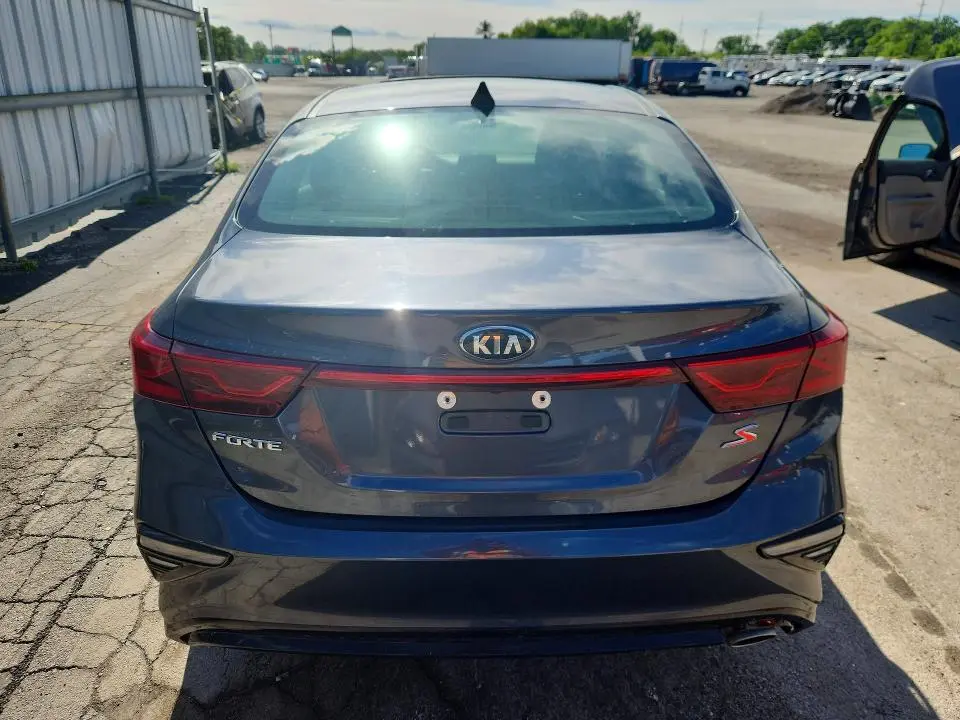 2019 KIA FORTE S  