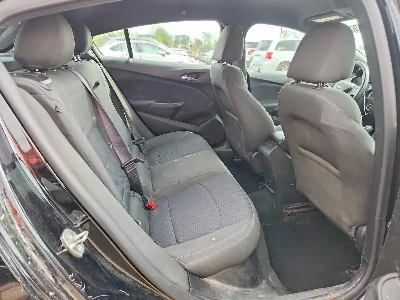 2017 CHEVROLET CRUZE LT  