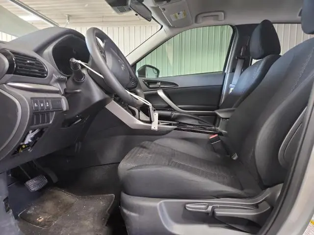 2024 MITSUBISHI ECLIPSE CROSS LE