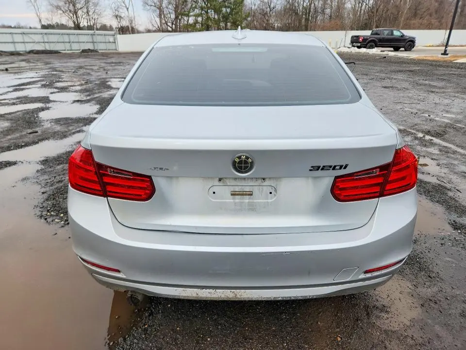 2014 BMW 320   