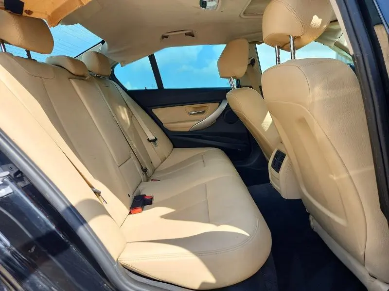 2017 BMW 320 I  