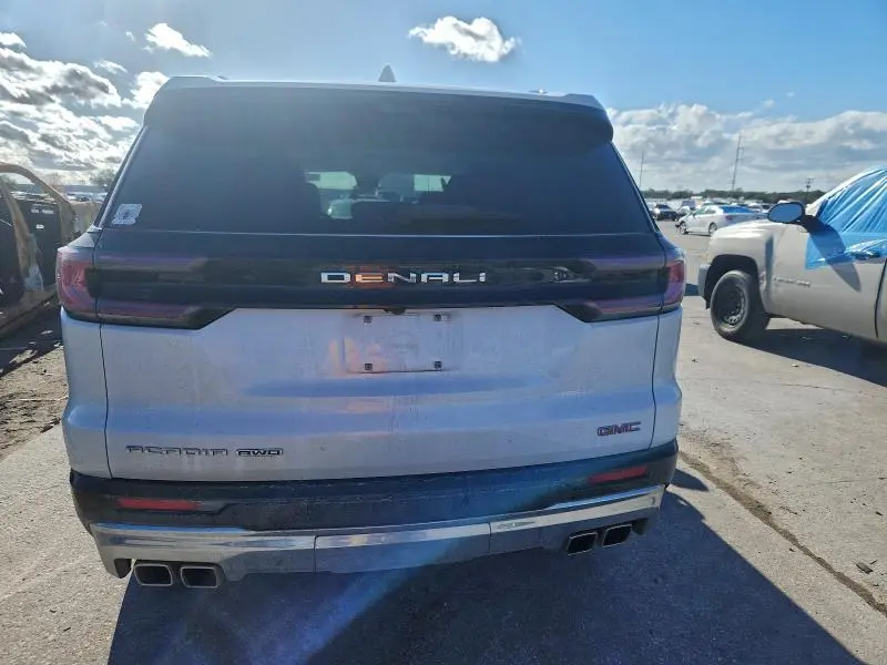 2024 GMC ACADIA DENALI  