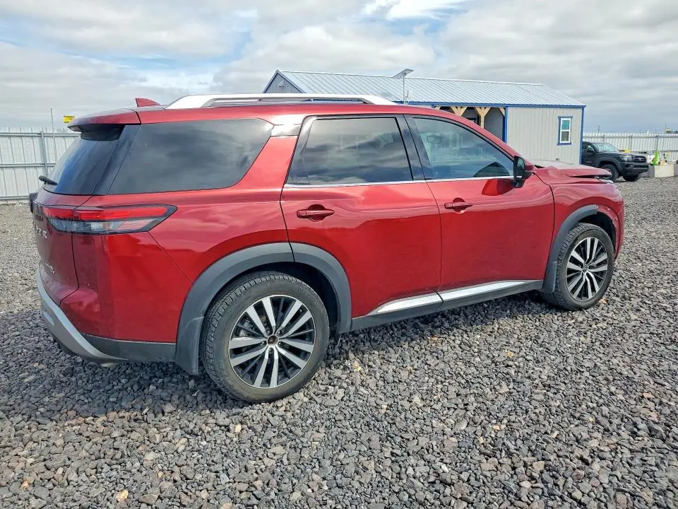 2023 NISSAN PATHFINDER PLATINUM  
