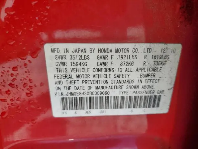 2011 HONDA FIT   