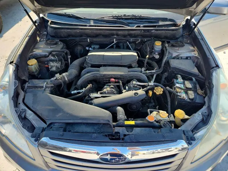 2011 SUBARU OUTBACK 2.5I PREMIUM  