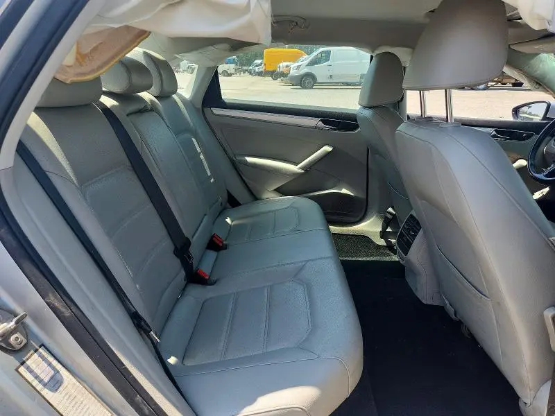 2019 VOLKSWAGEN PASSAT WOLFSBURG  