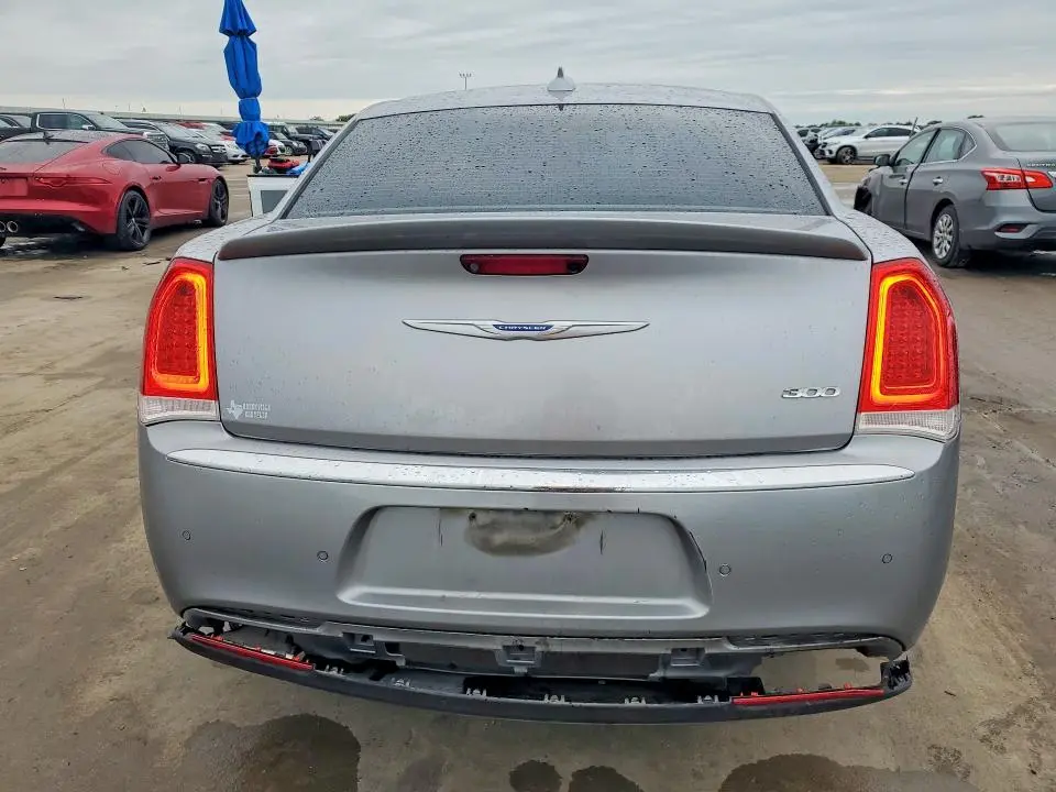 2018 CHRYSLER 300 LIMITED  