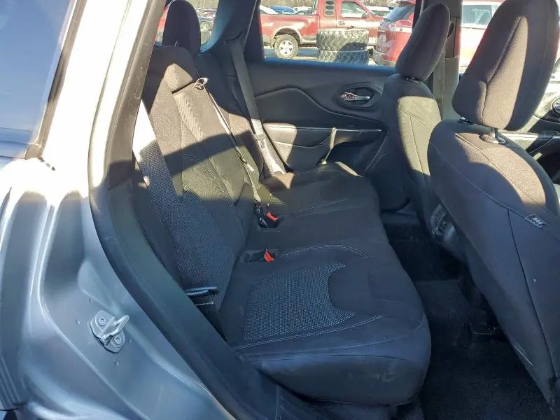 2020 JEEP CHEROKEE LATITUDE  