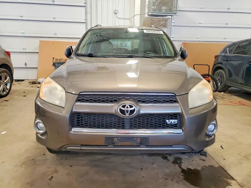 2011 TOYOTA RAV4 LIMITED  
