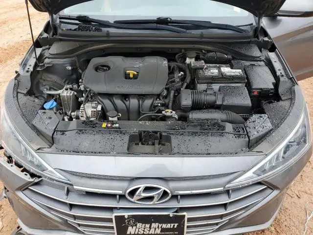 2020 HYUNDAI ELANTRA SEL  