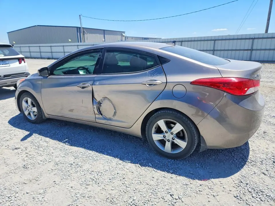 2013 HYUNDAI ELANTRA GLS  
