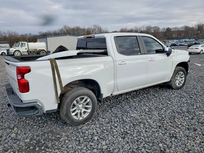 2024 CHEVROLET SILVERADO K1500 LT  