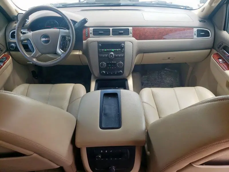 2013 GMC YUKON SLT  