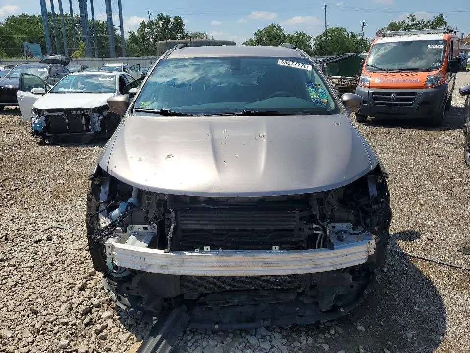 2018 CHRYSLER PACIFICA TOURING PLUS  