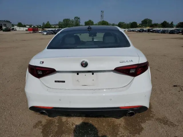 2020 ALFA ROMEO GIULIA   