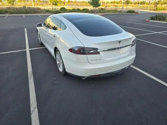 2012 TESLA MODEL S   