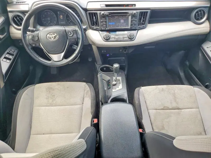 2017 TOYOTA RAV4 XLE  