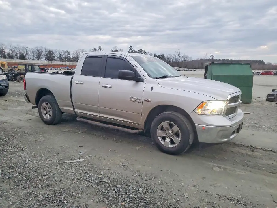 2014 RAM 1500 SLT  