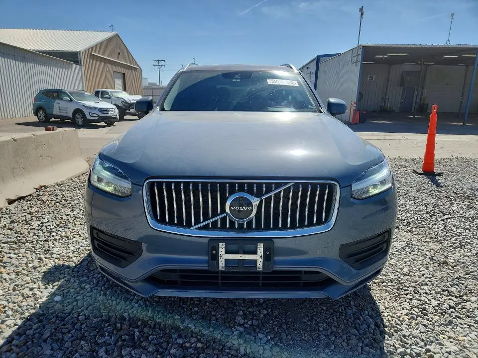 2020 VOLVO XC90 T6 MOMENTUM  