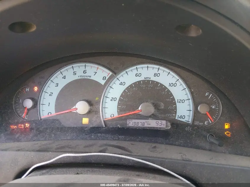 2011 TOYOTA CAMRY SE