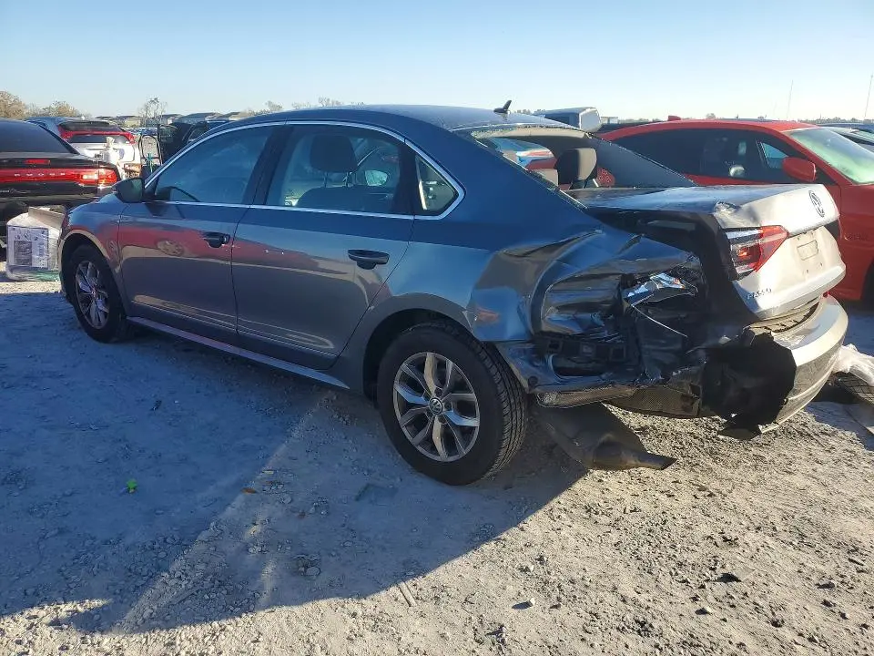 2017 VOLKSWAGEN PASSAT S  