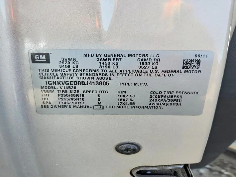 2011 CHEVROLET TRAVERSE LT  