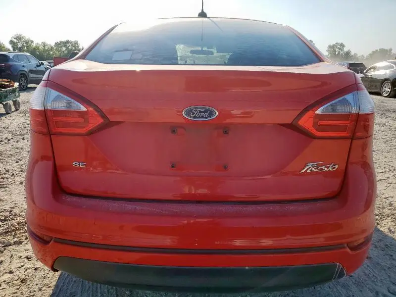 2015 FORD FIESTA SE  