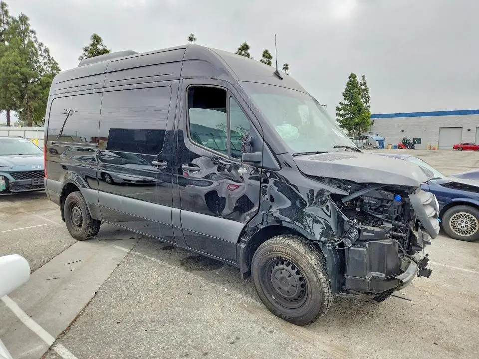 2025 MERCEDES-BENZ SPRINTER   