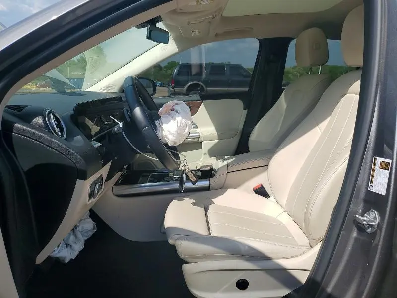 2023 MERCEDES-BENZ GLA 250 4MATIC  