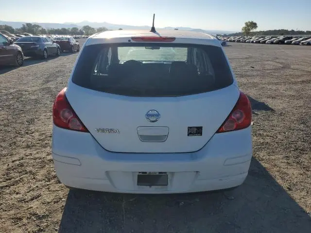 2010 NISSAN VERSA S  