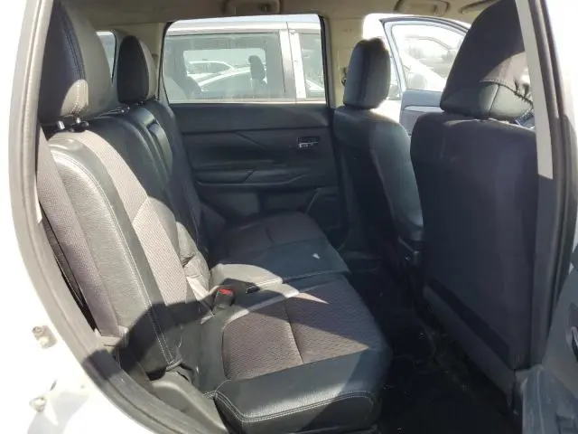 2015 MITSUBISHI OUTLANDER SE  