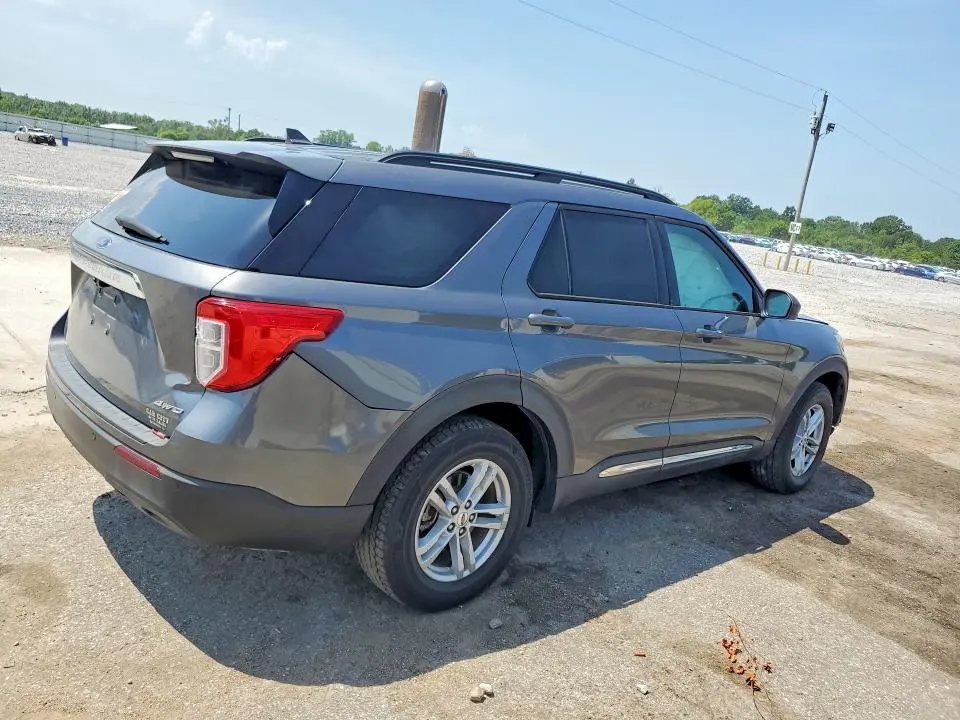 2021 FORD EXPLORER XLT  