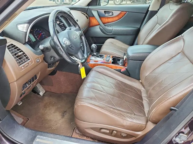 2010 INFINITI FX35 BASE  
