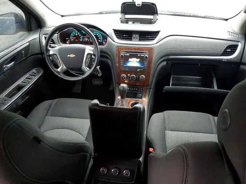 2014 CHEVROLET TRAVERSE LT  