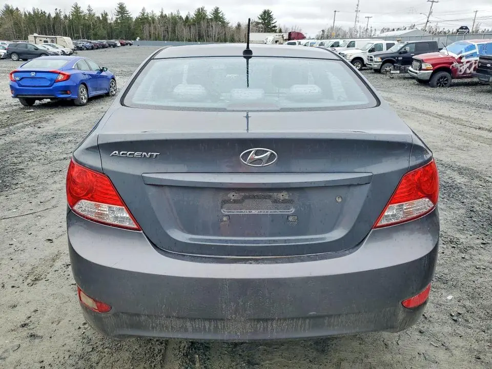 2012 HYUNDAI ACCENT GLS  