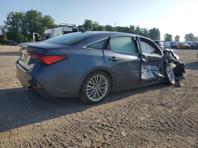 2019 TOYOTA AVALON XLE  