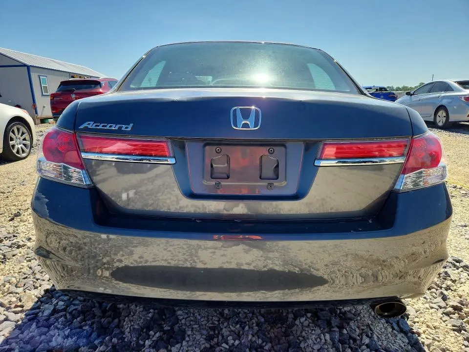 2012 HONDA ACCORD LX  