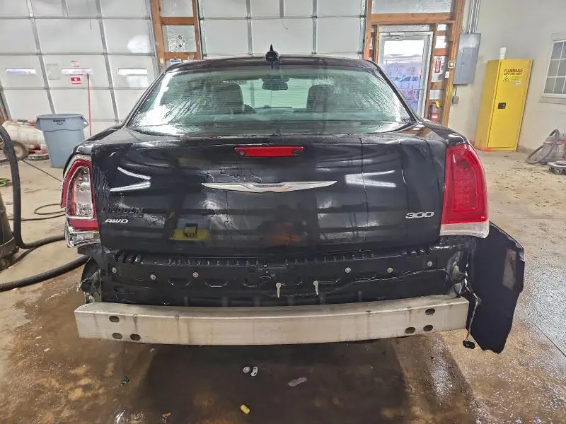 2017 CHRYSLER 300 LIMITED  