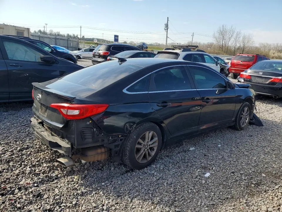 2017 HYUNDAI SONATA SE  
