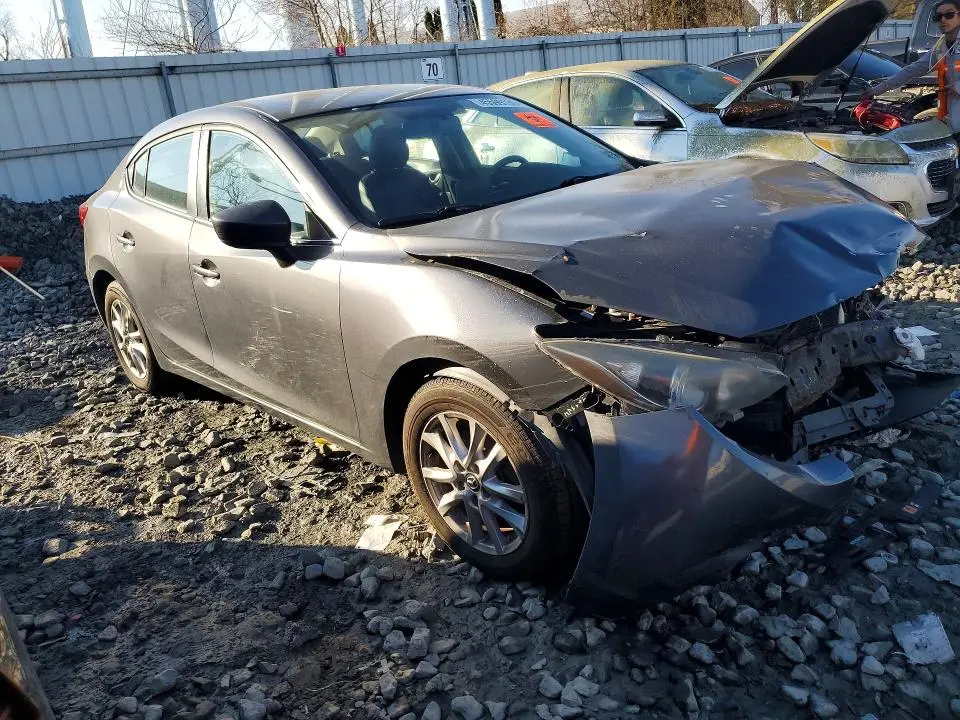 2016 MAZDA 3 GRAND TOURING  