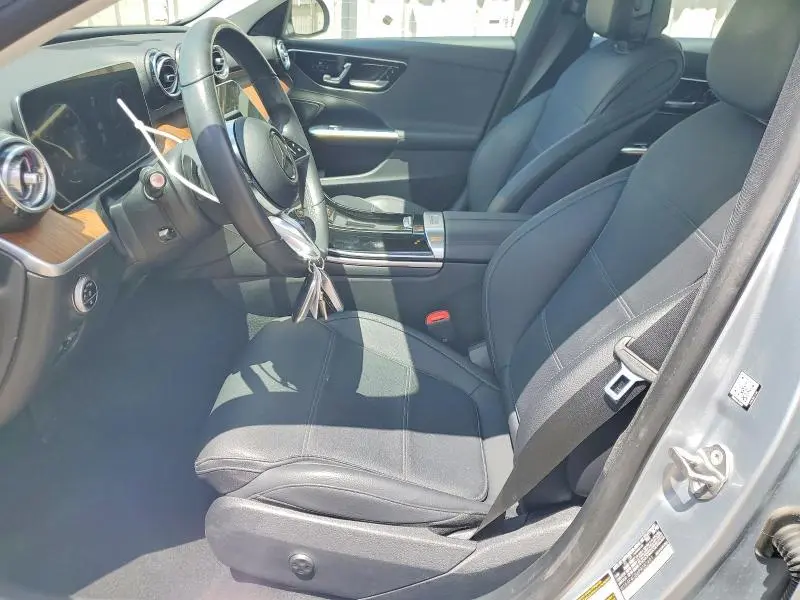 2023 MERCEDES-BENZ C 300  
