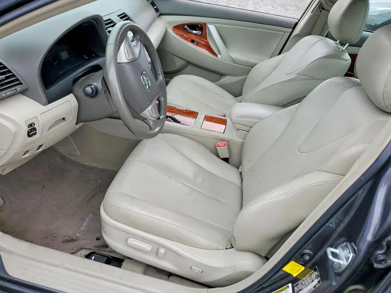 2011 TOYOTA CAMRY HYBRID  