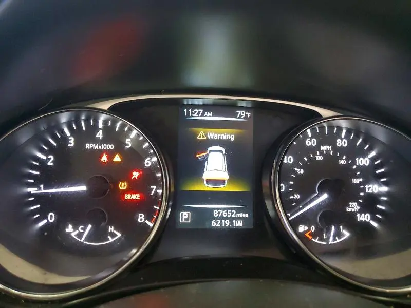 2014 NISSAN ROGUE SV  