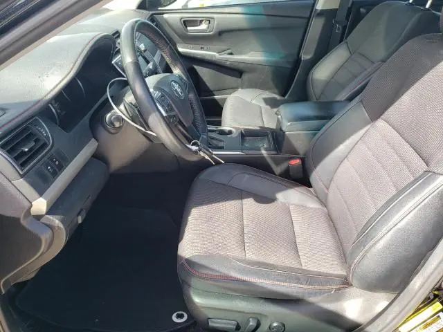 2016 TOYOTA CAMRY LE  