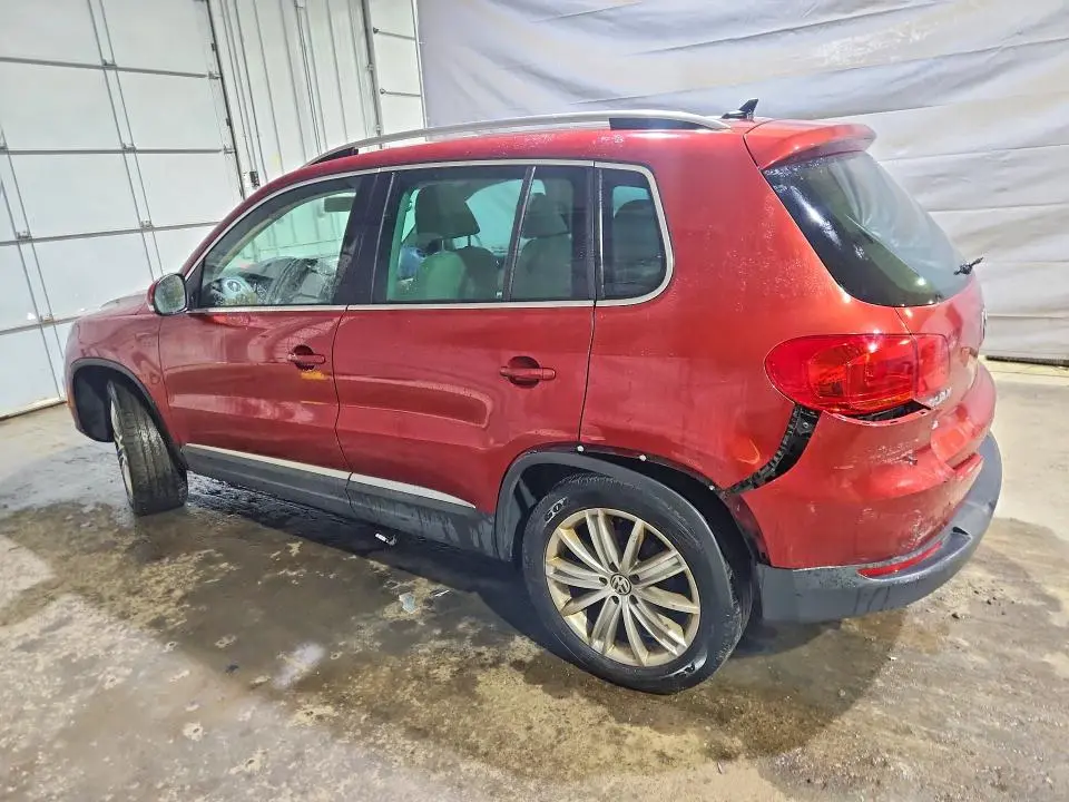 2013 VOLKSWAGEN TIGUAN S  