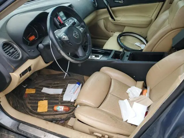 2010 NISSAN MAXIMA S  