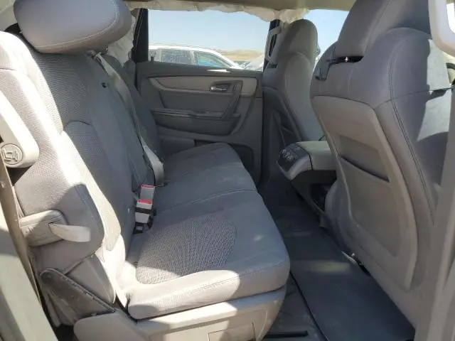 2015 CHEVROLET TRAVERSE LS  