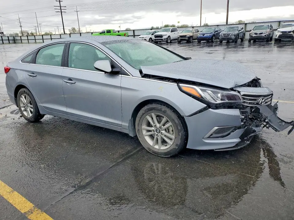 2017 HYUNDAI SONATA SE  